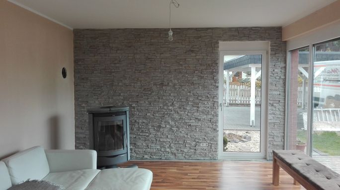 Wandverkleidung  in Steinoptik
